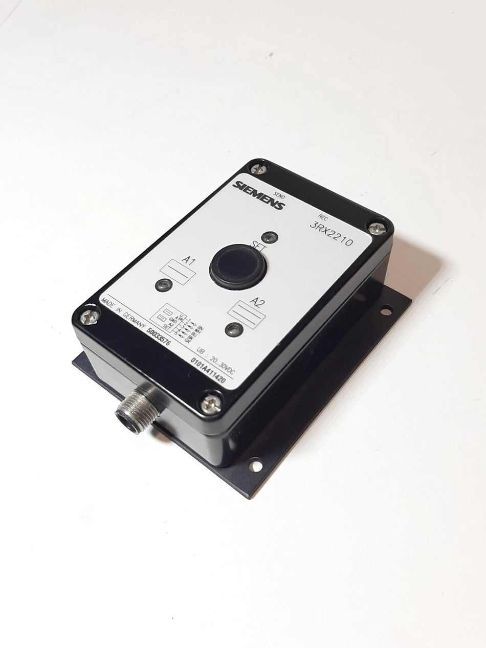 Siemens 3RX2210 Sonar Bero Auswerteeinheit /Ultraschallsensor /Sick/Pepperl/Ifm